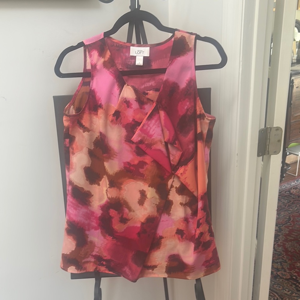 LOFT Pink and Orange Sleeveless Graphic Blouse